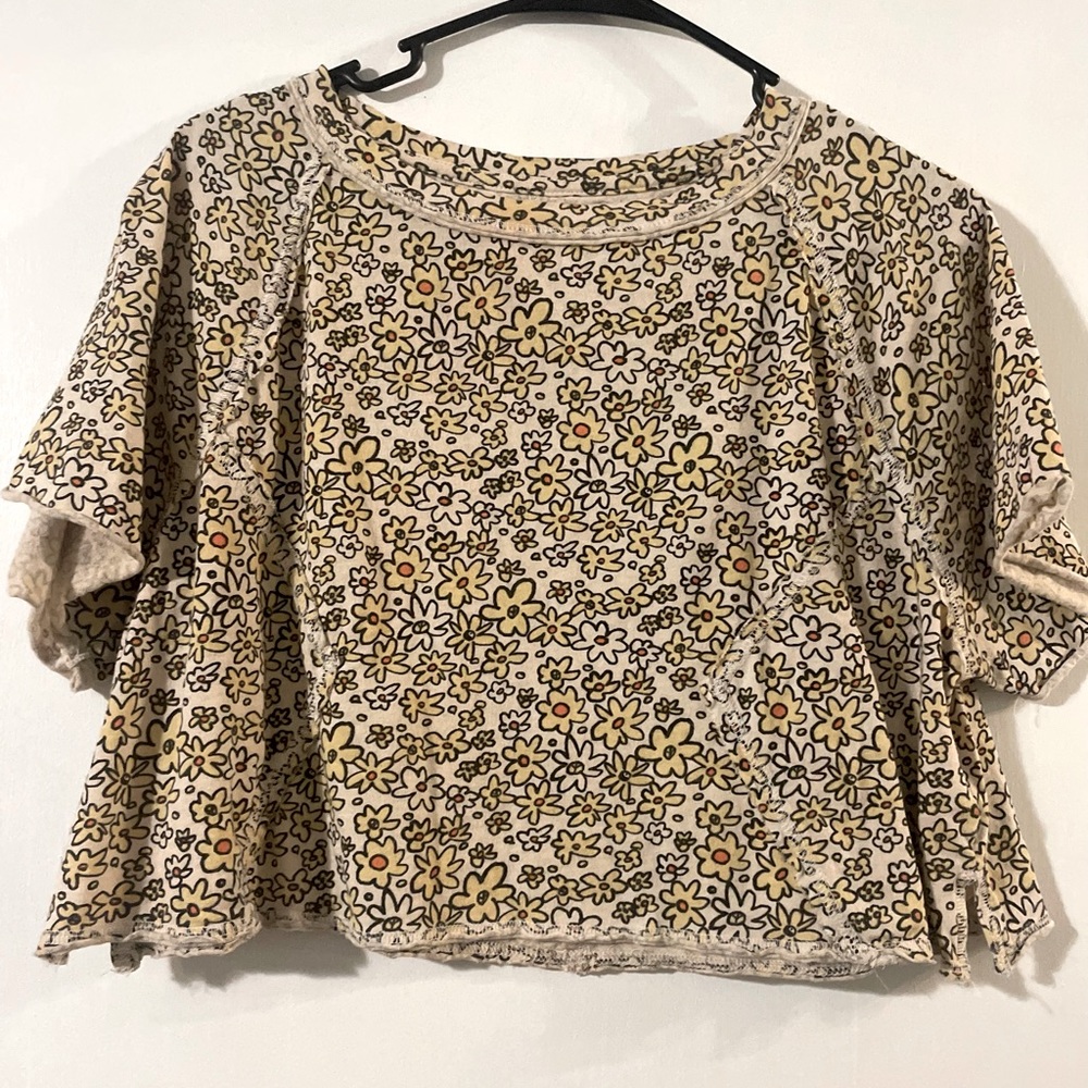 Cropped tee